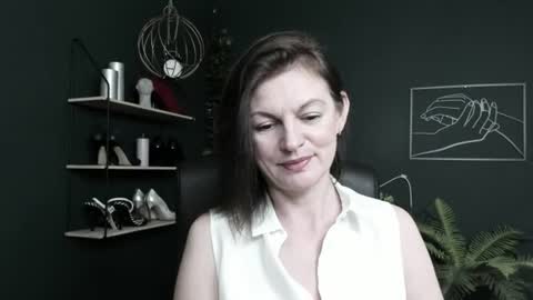 Vivian online show from 06/09/26, 06:36