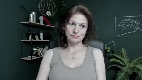 Vivian online show from 07/06/26, 05:48