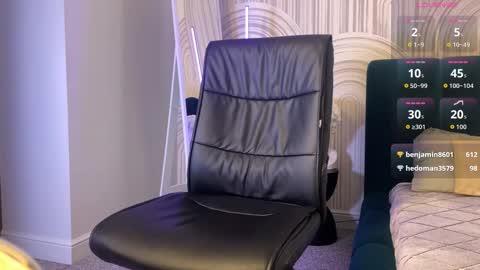 Vivian Evans online show from 03/16/26, 05:44