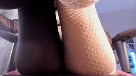 Snapshot of vivian_qwerty chatting on 12/02/24, 07:25 vivian_qwerty online show from 12/02/24, 07:25