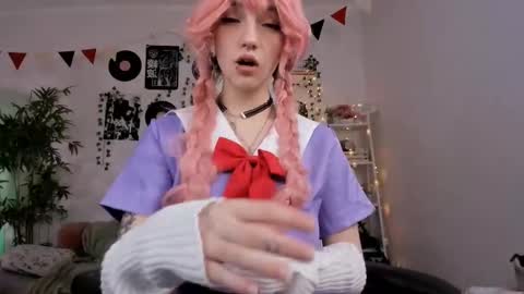 Snapshot of vivian_qwerty chatting on 02/08/25, 04:36 vivian_qwerty online show from 02/08/25, 04:36