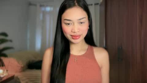 Vivian online show from 06/17/26, 11:27