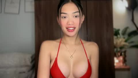 Vivian online show from 07/10/26, 11:51