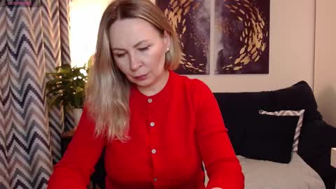 Snapshot of vivian_soul chatting on 09/25/25, 05:38 Vivian online show from 09/25/25, 05:38