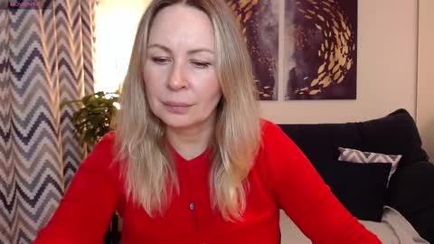 Snapshot of vivian_soul chatting on 10/01/25, 05:52 Vivian online show from 10/01/25, 05:52