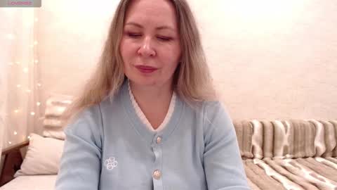 Vivian online show from 01/11/26, 04:34