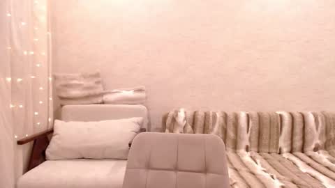 Vivian online show from 03/06/26, 04:25