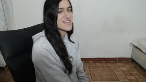 Snapshot of vivianalatin chatting on 06/08/26, 12:03 instagram Viviana73215 online show from 06/08/26, 12:03