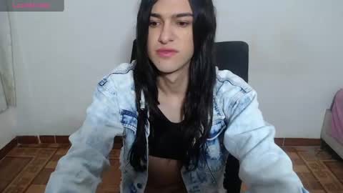 Snapshot of vivianalatin chatting on 06/16/26, 12:08 instagram Viviana73215 online show from 06/16/26, 12:08