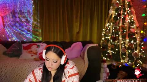 Snapshot of vivianaortega chatting on 12/03/25, 01:46 Vivi online show from 12/03/25, 01:46