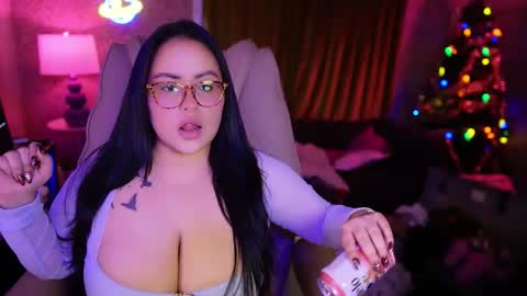 Snapshot of vivianaortega chatting on 01/17/26, 04:28 Vivi online show from 01/17/26, 04:28