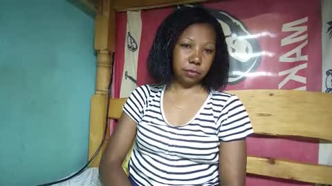 viviane0812 online show from 02/27/25, 11:52