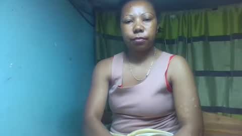 viviane0812 online show from 10/24/25, 01:03