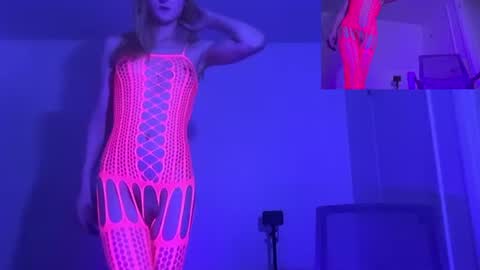 vivian layy online show from 07/21/26, 12:46