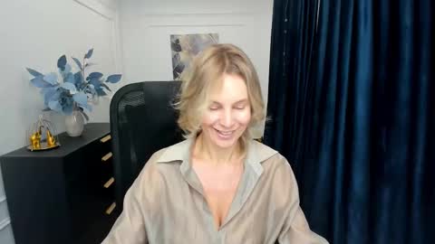 Sinti online show from 11/09/25, 04:22