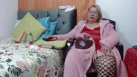 Snapshot of viviannajhonson chatting on 12/14/24, 03:29 ViviannaJhonson online show from 12/14/24, 03:29