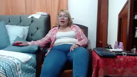 Snapshot of viviannajhonson chatting on 12/18/24, 04:31 ViviannaJhonson online show from 12/18/24, 04:31