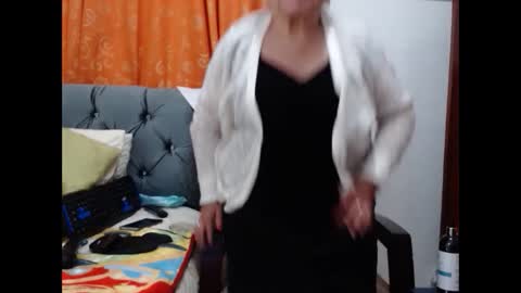 Snapshot of viviannajhonson chatting on 10/05/25, 10:51 ViviannaJhonson online show from 10/05/25, 10:51