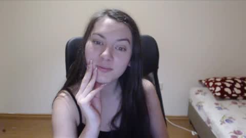 Snapshot of vivianngray chatting on 01/17/25, 01:36 Vivian Gray online show from 01/17/25, 01:36