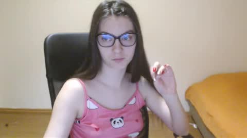 Snapshot of vivianngray chatting on 02/03/25, 03:59 Vivian Gray online show from 02/03/25, 03:59