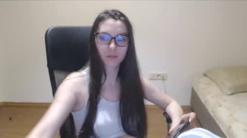 Snapshot of vivianngray chatting on 02/13/25, 01:08 Vivian Gray online show from 02/13/25, 01:08