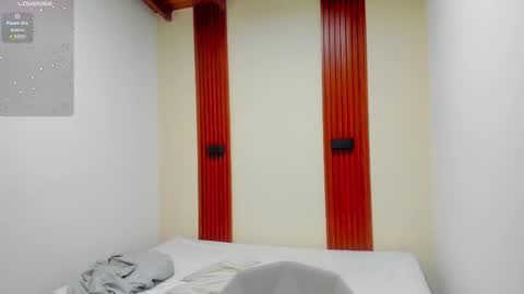 vivianowen9 online show from 12/20/25, 11:50