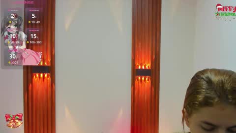 vivianowen9 online show from 12/22/25, 12:13