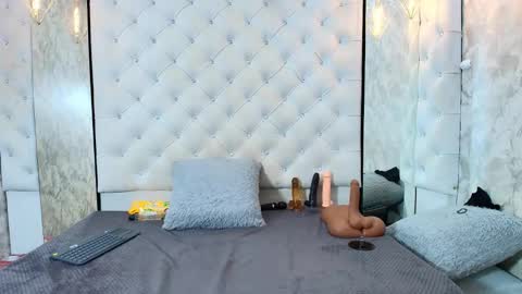 VivianRose online show from 02/22/26, 02:45