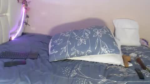 vivi online show from 02/16/26, 10:06