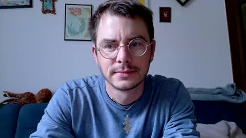 Snapshot of vivid_ether chatting on 02/12/25, 09:10 Viv online show from 02/12/25, 09:10