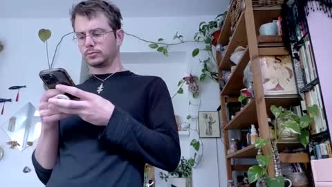 Snapshot of vivid_ether chatting on 02/19/25, 09:06 Viv online show from 02/19/25, 09:06