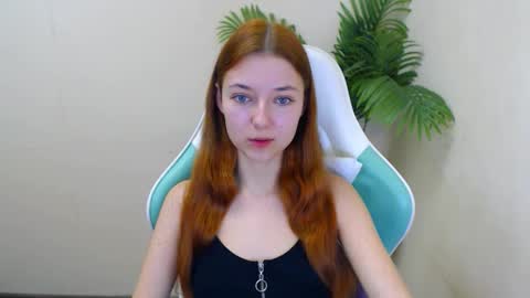 Vivien online show from 01/13/25, 07:43