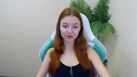 Vivien online show from 01/24/25, 06:35