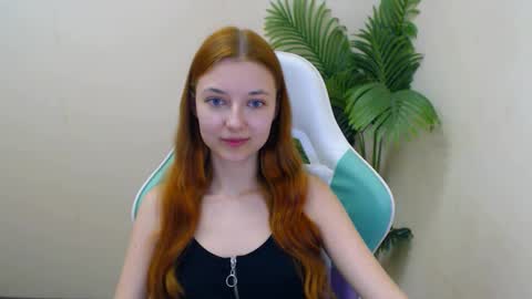 Vivien online show from 03/04/25, 09:54