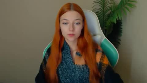 Vivien online show from 11/24/25, 06:40