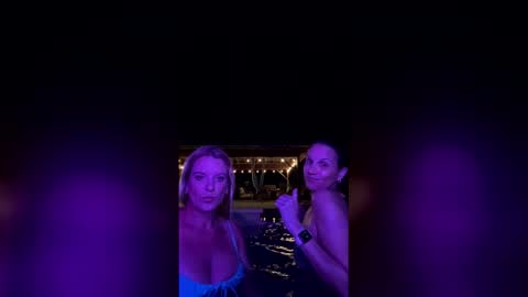 Snapshot of vivienesky chatting on 05/17/26, 03:37 vivienesky online show from 05/17/26, 03:37