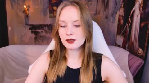 Vivien online show from 03/22/26, 05:11