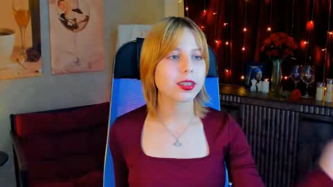 Vivienne  online show from 05/09/26, 11:04
