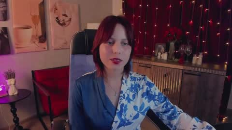 Vivienne  online show from 05/11/26, 02:45