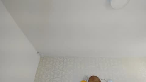 Snapshot of vivifit_08 chatting on 07/04/26, 06:47 vivifit 08 online show from 07/04/26, 06:47
