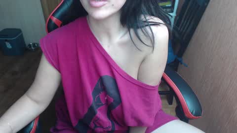 Eva online show from 12/17/24, 11:38