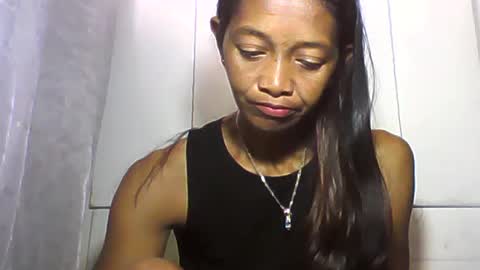 Snapshot of vixen_lina chatting on 06/19/26, 05:56 vixen_lina online show from 06/19/26, 05:56