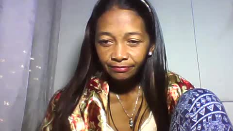 Snapshot of vixen_lina chatting on 06/24/26, 06:40 vixen_lina online show from 06/24/26, 06:40
