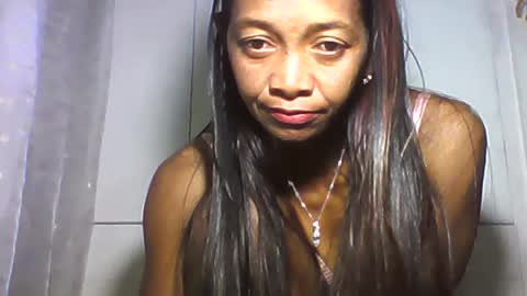 Snapshot of vixen_lina chatting on 07/11/26, 07:38 vixen_lina online show from 07/11/26, 07:38