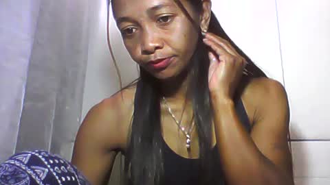 Snapshot of vixen_lina chatting on 07/12/26, 10:50 vixen_lina online show from 07/12/26, 10:50