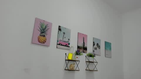 Snapshot of vixenlust17 chatting on 02/06/26, 10:35 vixenlust17 online show from 02/06/26, 10:35