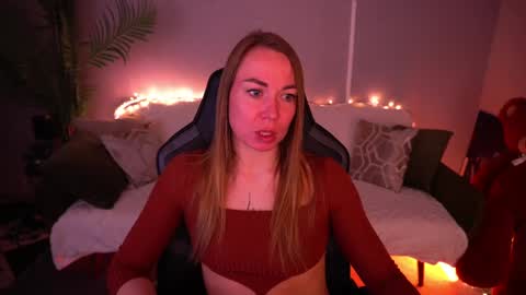 Ur Lady online show from 04/15/26, 08:20