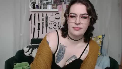 Snapshot of vixinvvitch chatting on 01/07/26, 03:25 VIXIN online show from 01/07/26, 03:25