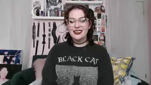 Snapshot of vixinvvitch chatting on 01/16/26, 04:33 VIXIN online show from 01/16/26, 04:33