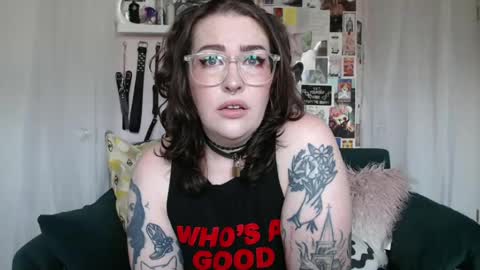 Snapshot of vixinvvitch chatting on 08/05/26, 05:38 VIXIN online show from 08/05/26, 05:38